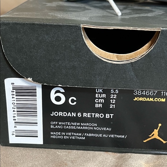 Jordan 6s - Picture 5 of 5